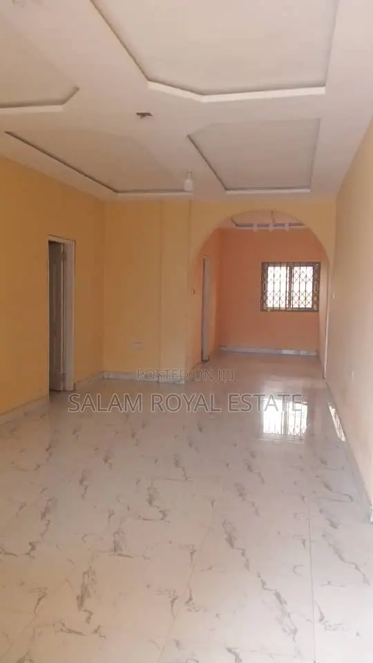 2bdrm Apartment in Amanfrom, Pokuase for rent