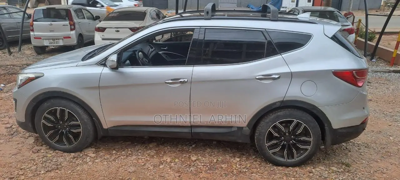 Hyundai Santa Fe 2015 Gray