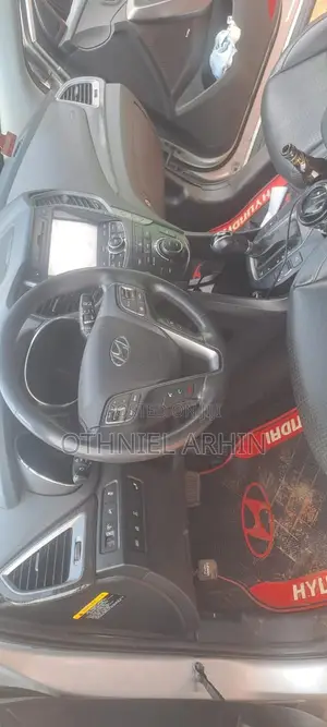Hyundai Santa Fe 2015 Gray