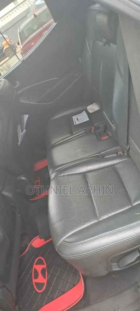 Hyundai Santa Fe 2015 Gray