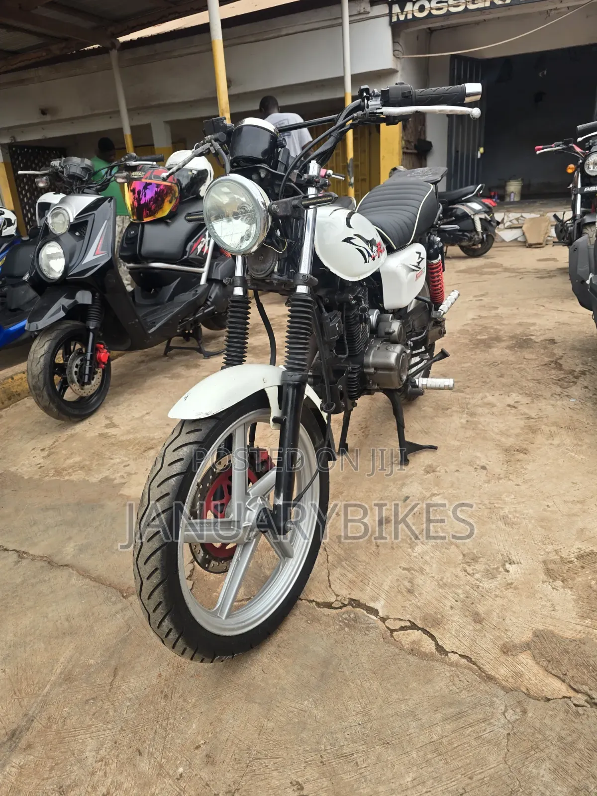 Kymco 2020 White