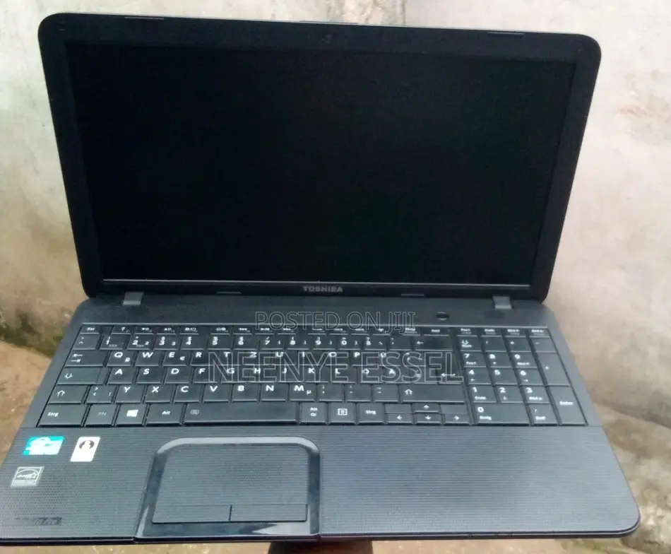 Laptop Toshiba Satellite Pro C640 8GB Intel Core i3 HDD 256GB