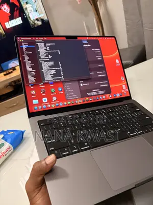 Laptop Apple MacBook Pro 2021 M1 16GB Apple M1 Pro SSD 512GB