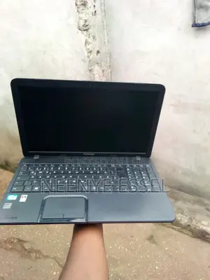 Laptop Toshiba Satellite Pro C640 8GB Intel Core i3 HDD 256GB