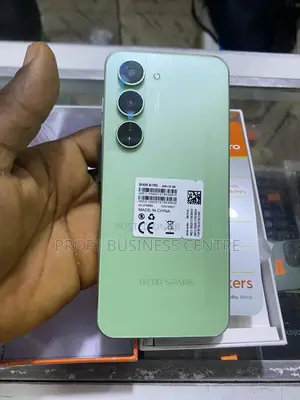 New Tecno Spark 30 Pro 256 GB Green