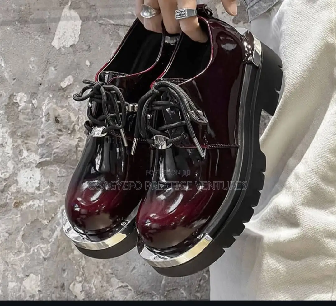 High-Gloss Patent Leather Finish Oxfords Shoes