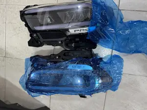 Toyota Tacoma 2017,2018,2020,2021 Spec Headlight Available
