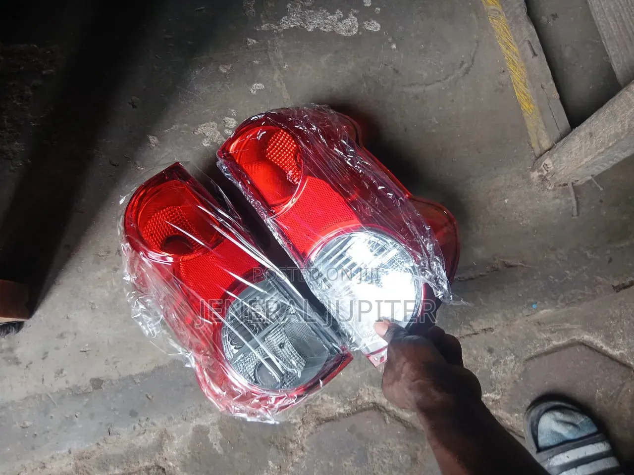Nissan NV200 Tail Light Pair.