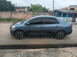 Toyota Yaris 2008 Blue