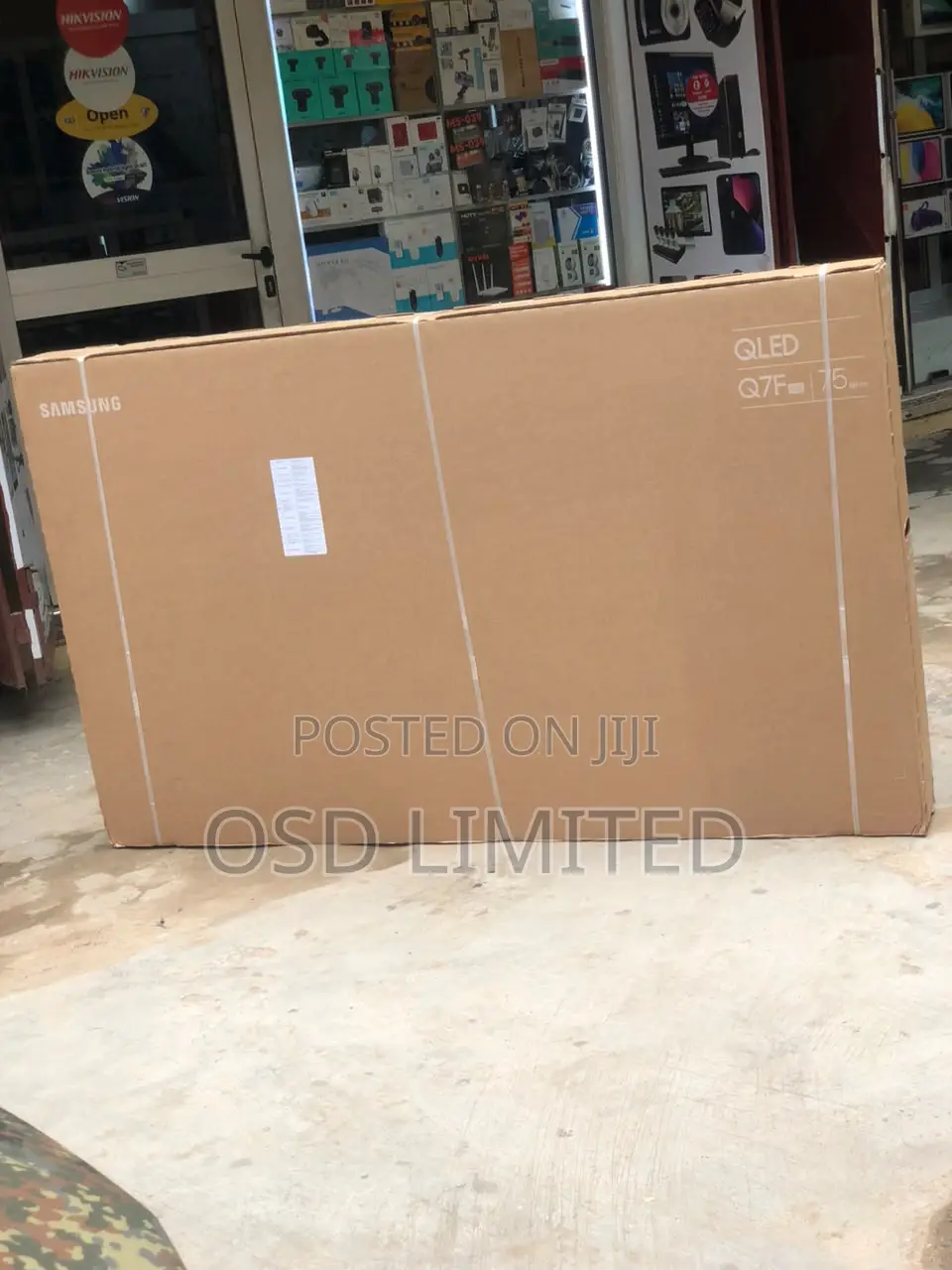 Samsung 75" QLED: Smarter, Bigger, Brighter