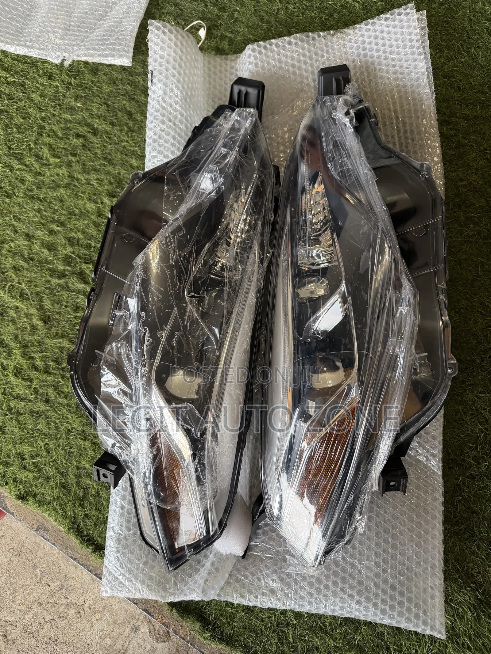 Toyota Corolla 2017,2018, Sport Headlights Available