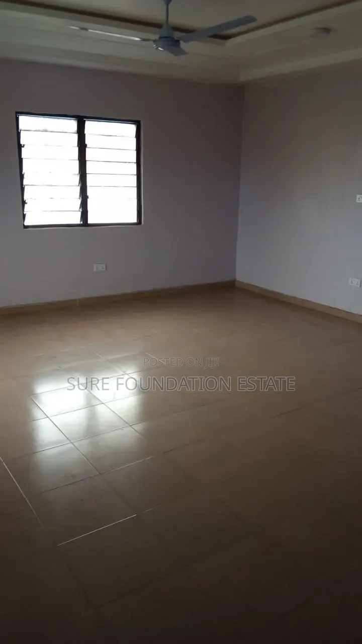 2bdrm Apartment in Dansoman for rent