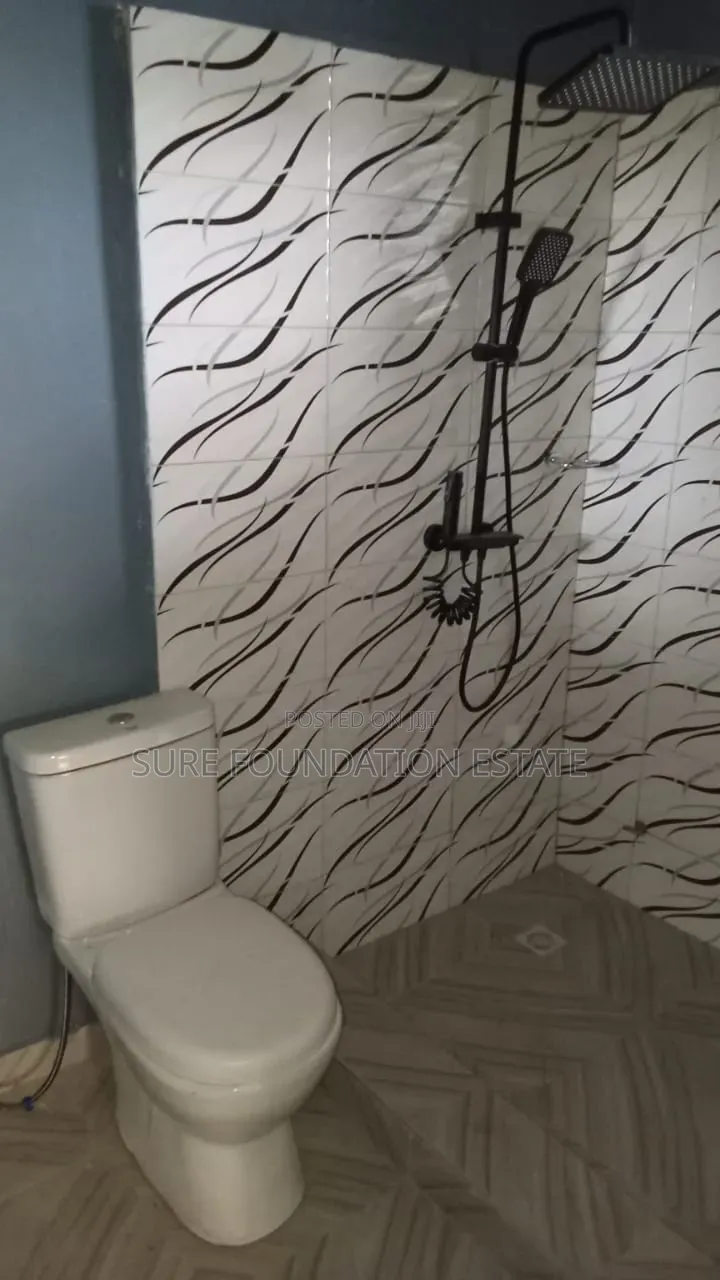 2bdrm Apartment in Dansoman for rent