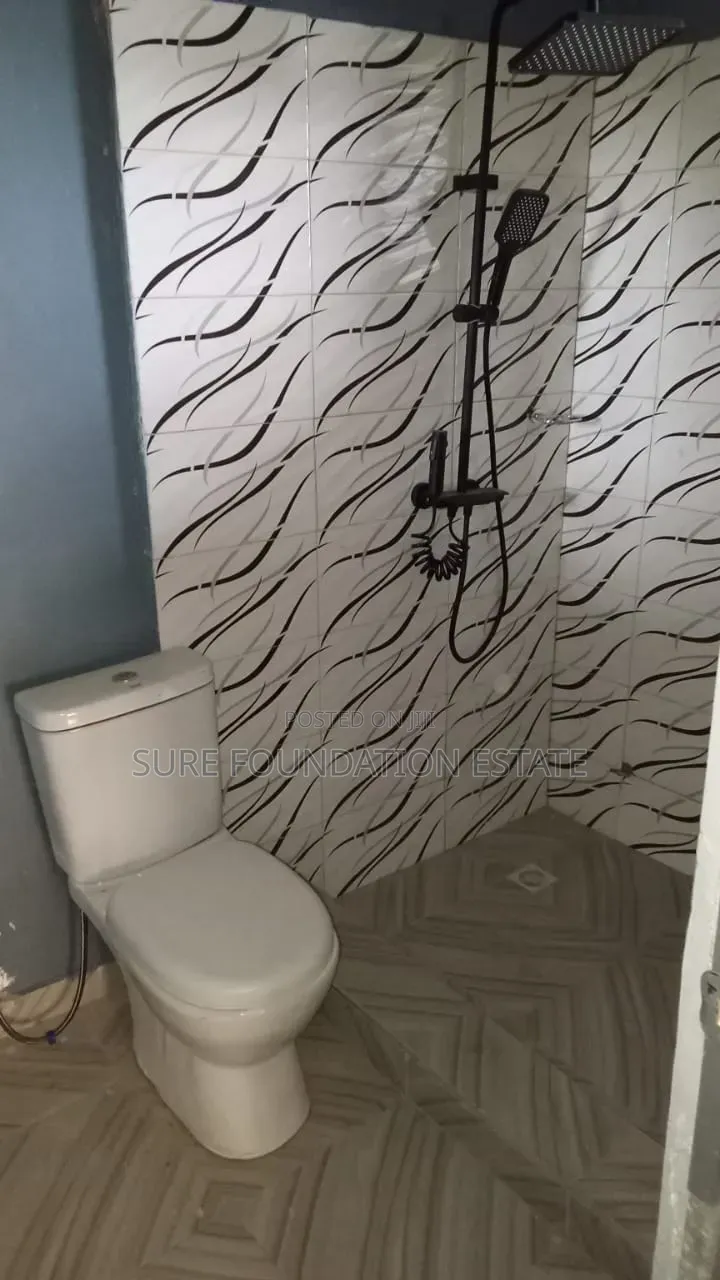 2bdrm Apartment in Dansoman for rent