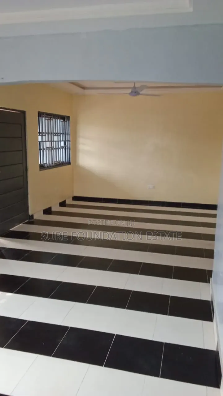 2bdrm Apartment in Dansoman for rent