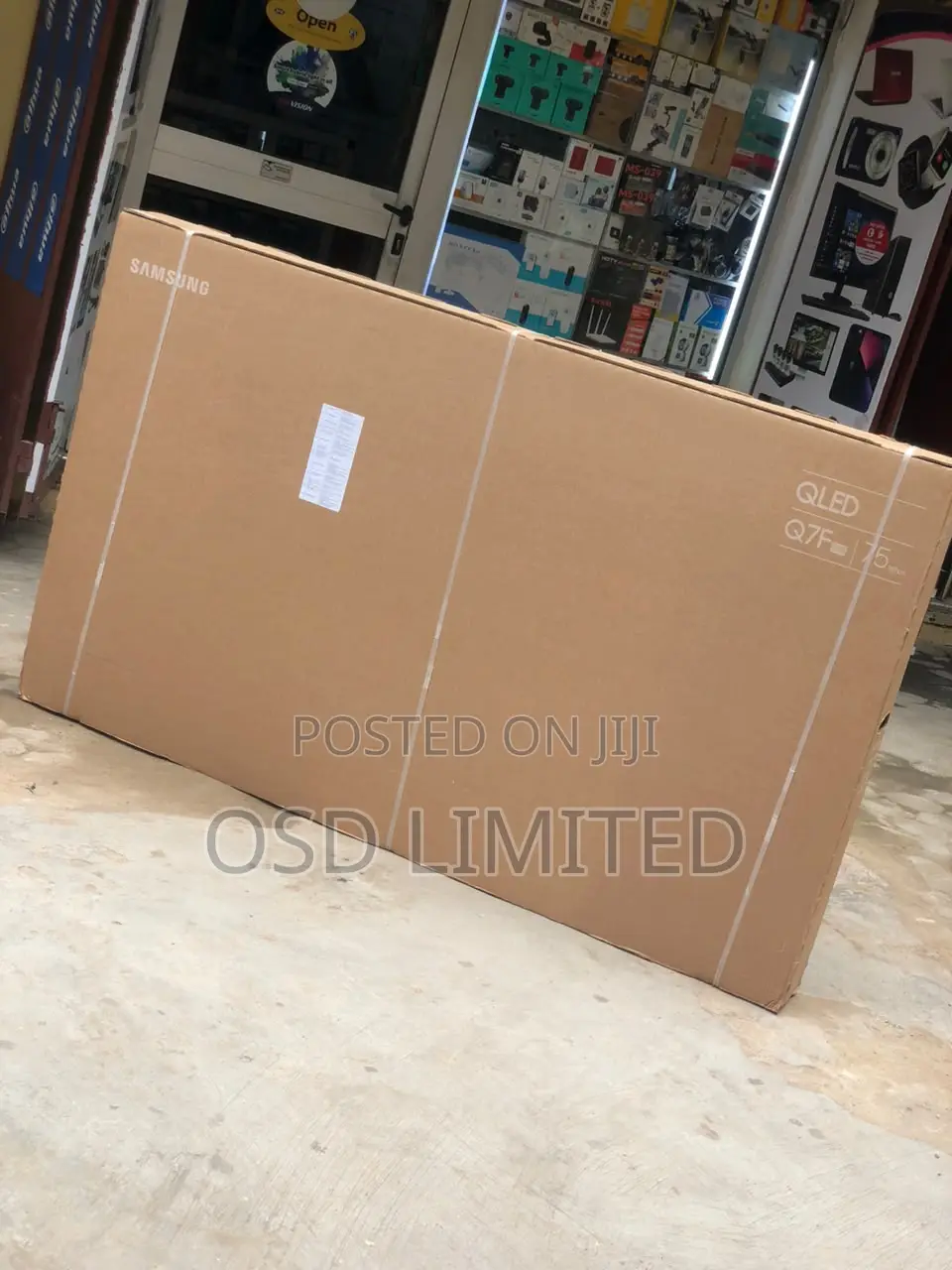Samsung QLED 75": See Every Detail Clearly