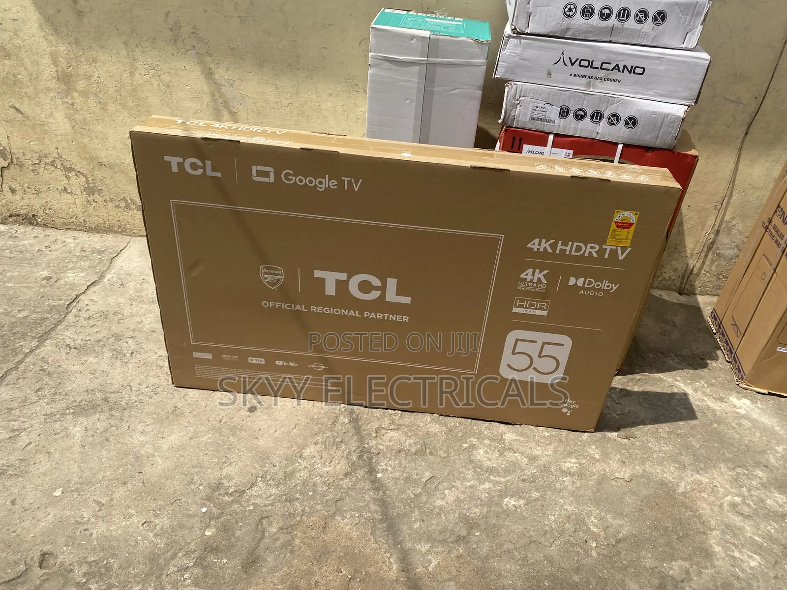 Massive TCL 55inchsmart Uhd TV
