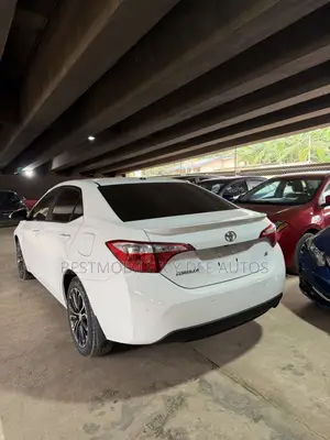 Toyota Corolla 2016 White