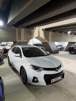 Toyota Corolla 2016 White