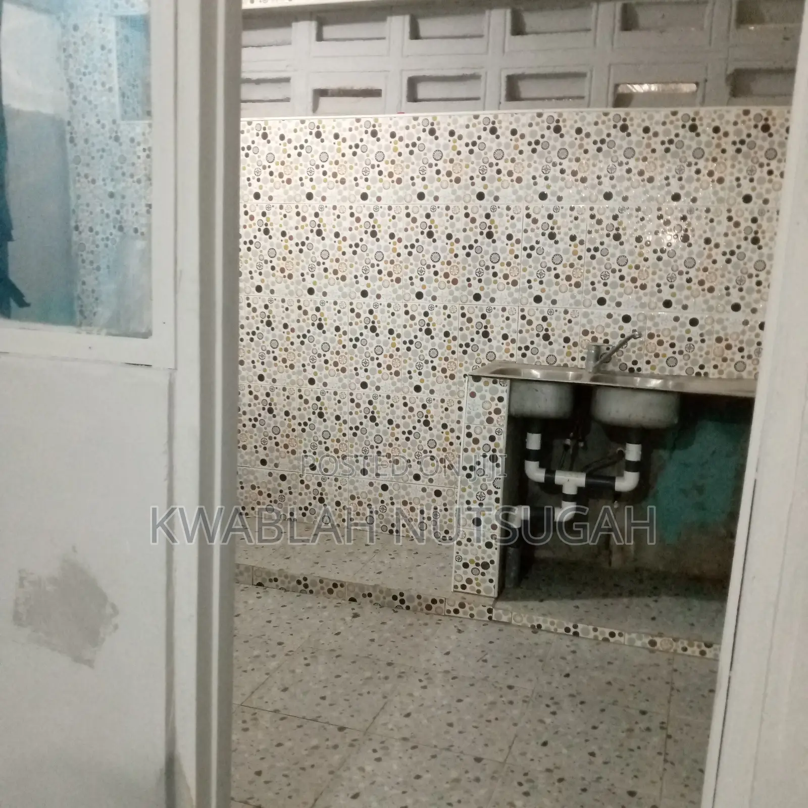1bdrm House in Cold Store for rent