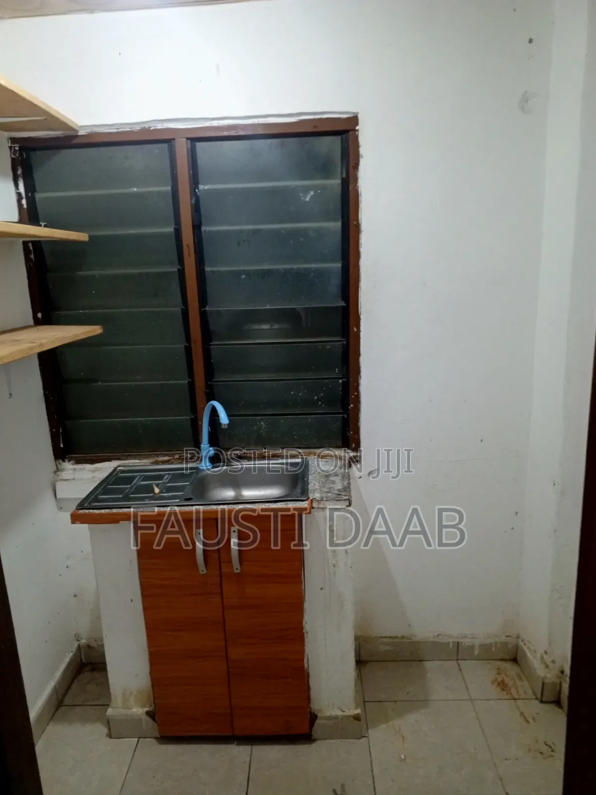 1bdrm Apartment in Chamber And Hall, Circle Station Area for rent