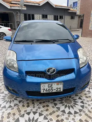 Toyota Yaris 2010 Blue