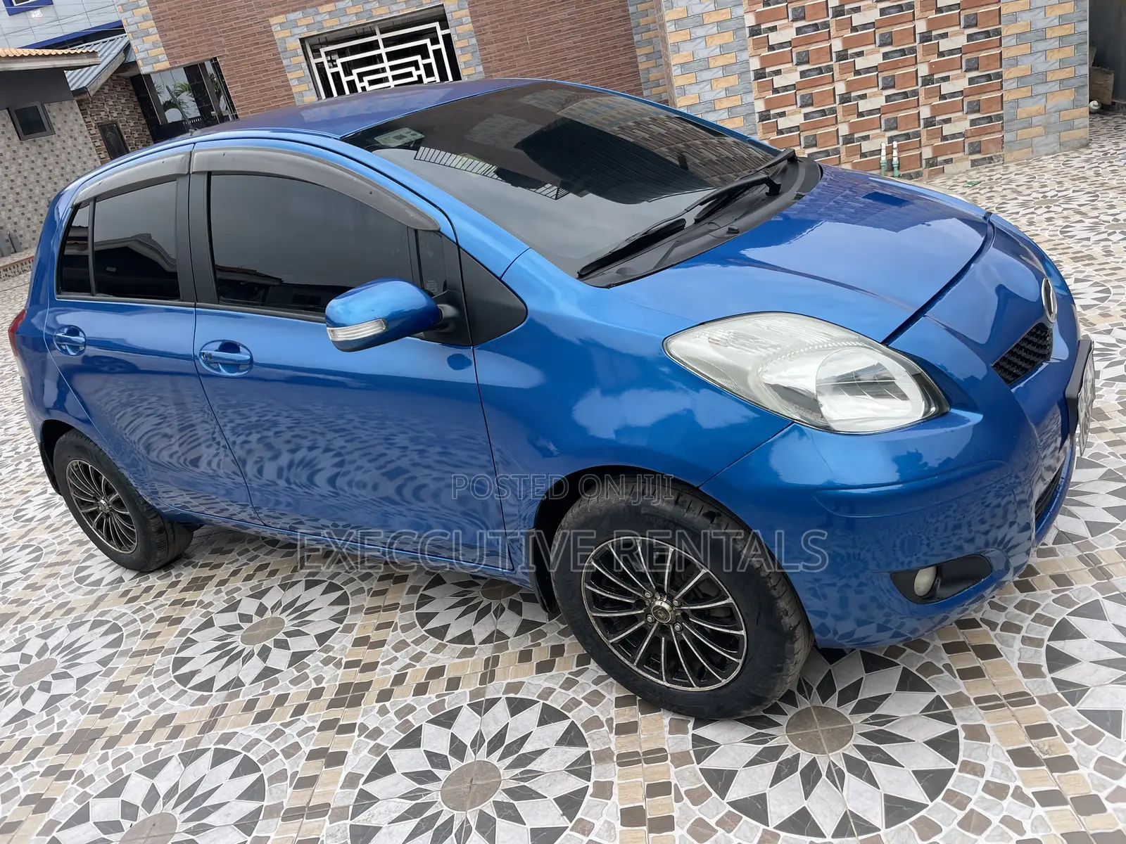 Toyota Yaris 2010 Blue
