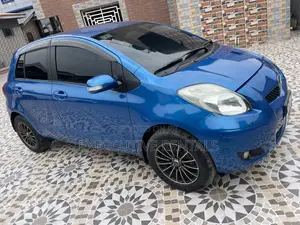 Toyota Yaris 2010 Blue