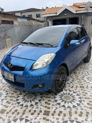 Toyota Yaris 2010 Blue