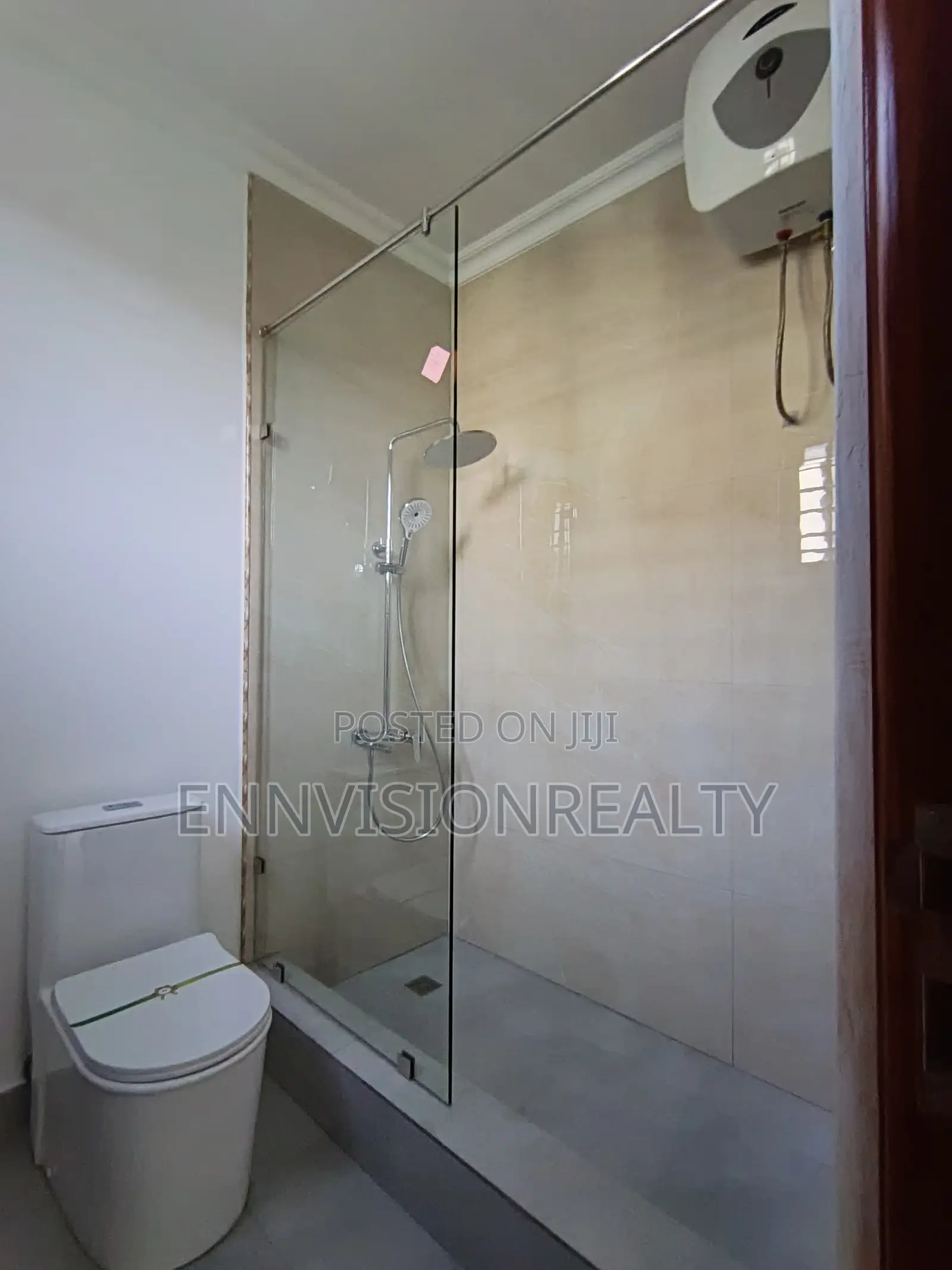 4bdrm Apartment in Mariville, Accra Metropolitan for sale