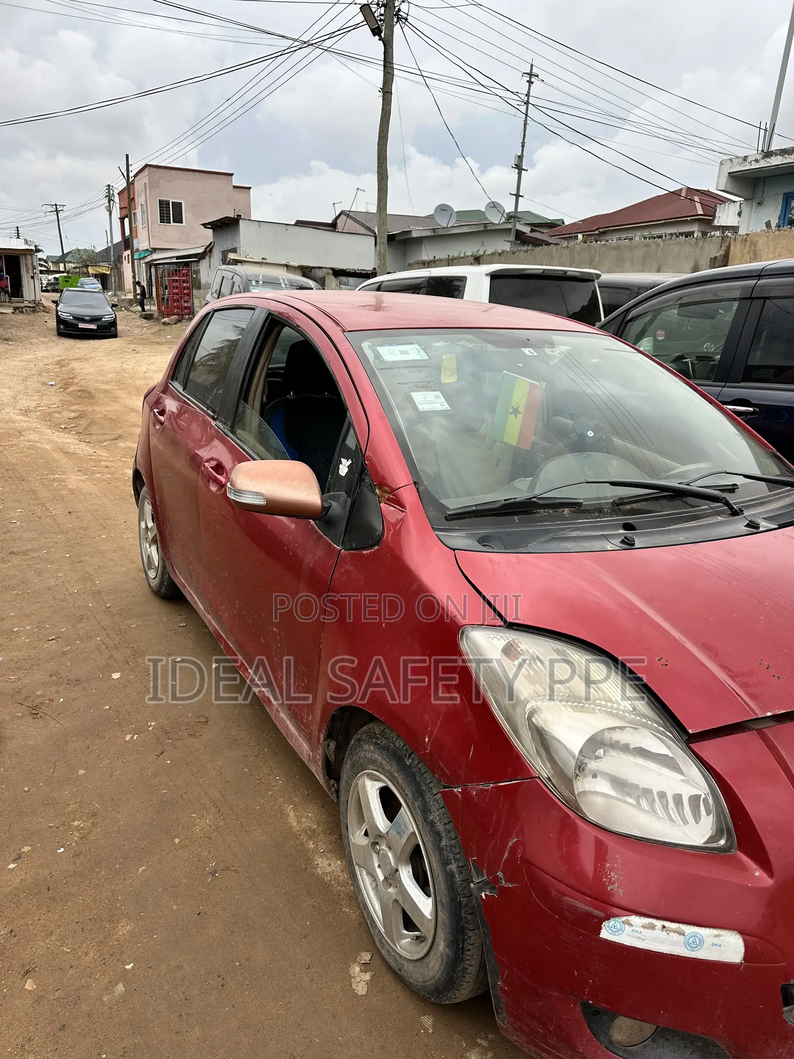 Toyota Vitz 2009 Red