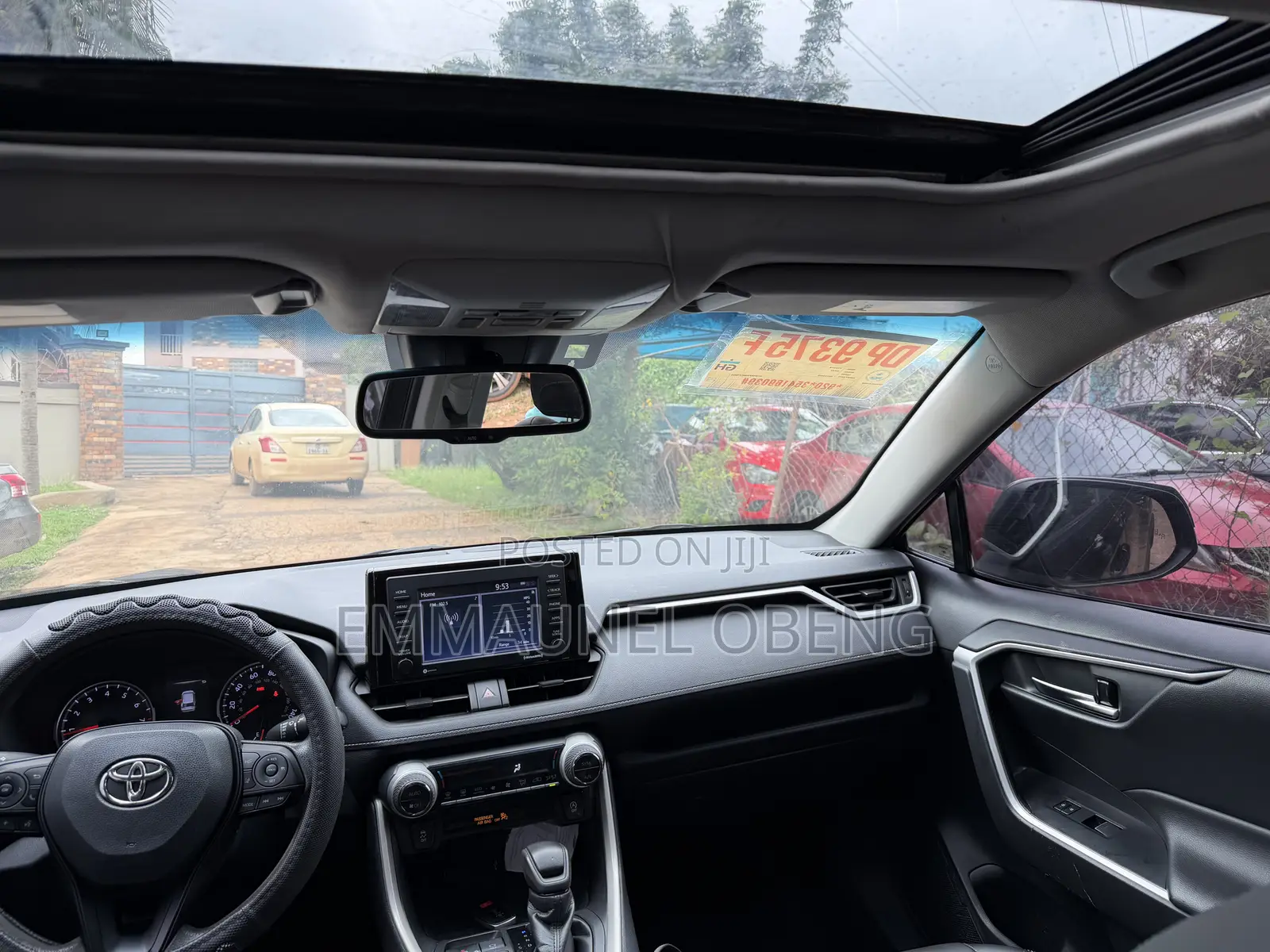 Toyota RAV4 XLE 2022 Black