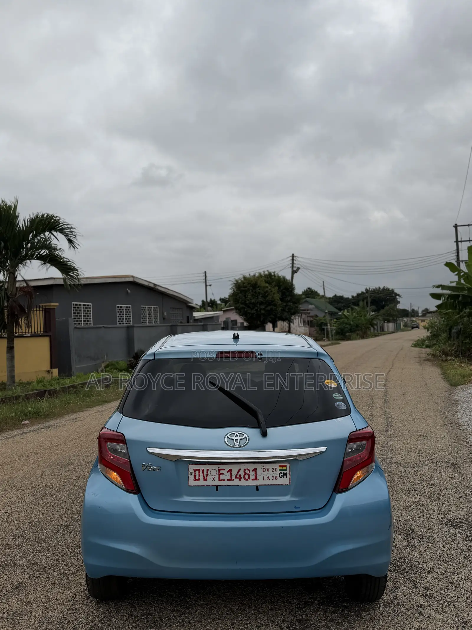 Toyota Vitz 1.3 AWD 5dr 2015 Blue