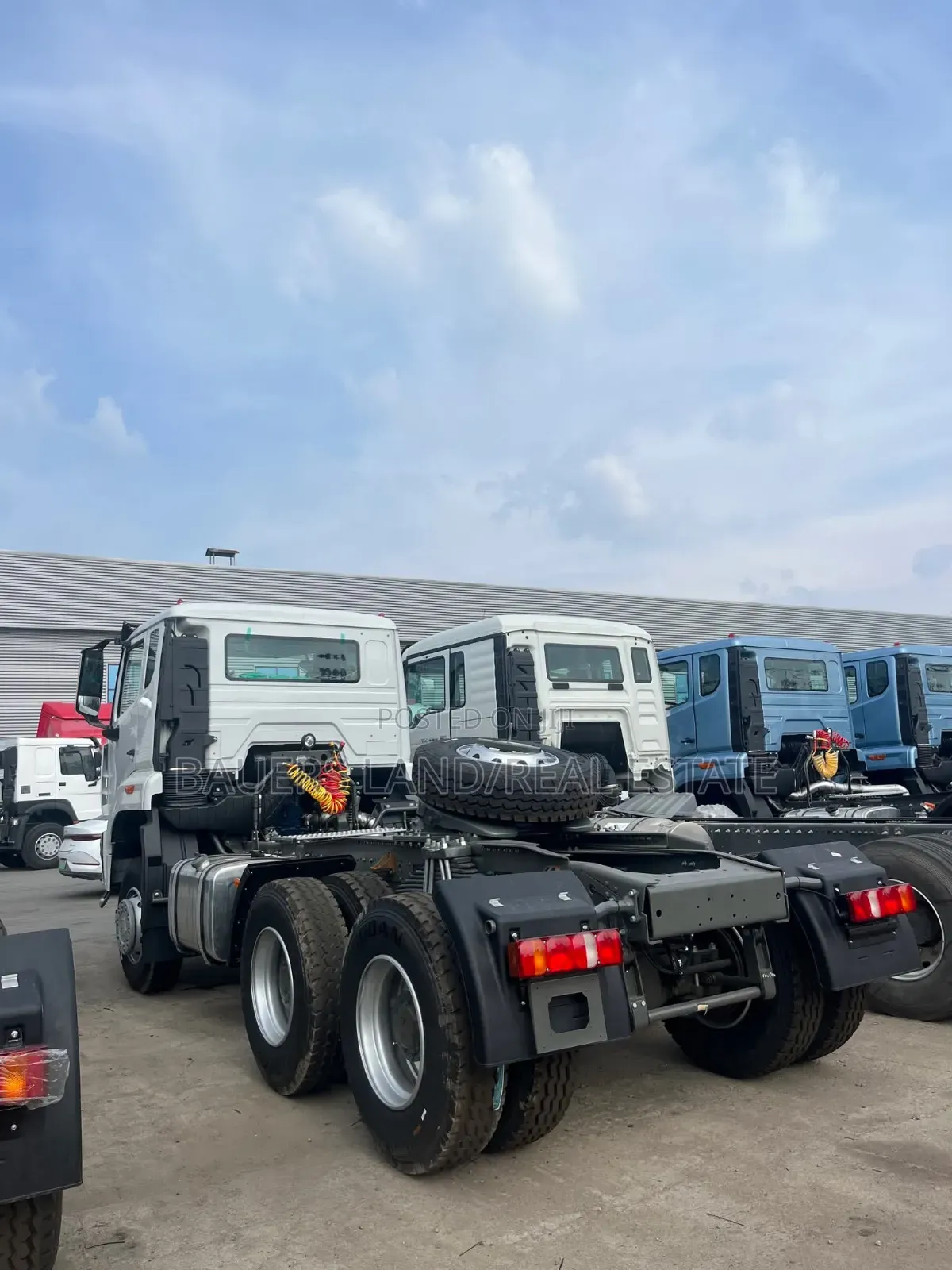 Sinotruk 2026 White
