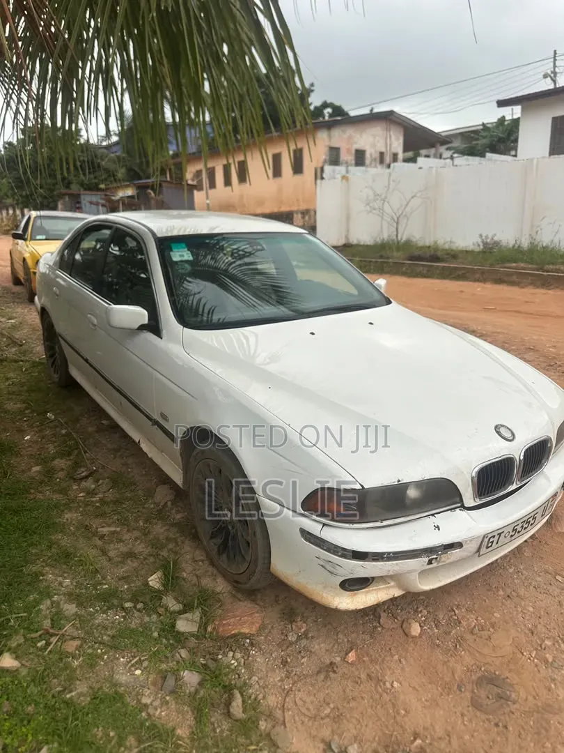 BMW 525i 2004 White