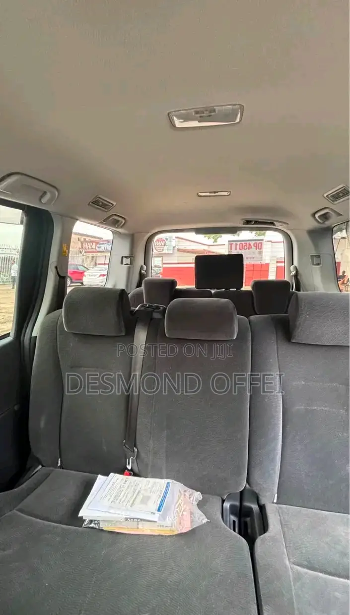 Toyota Voxy 2010 Black