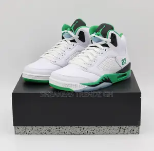 Jordan Sneakers