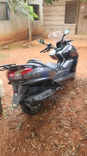 Yamaha Majesty 2019 Silver