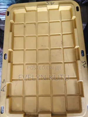 U.S.A 27 Gallons Container