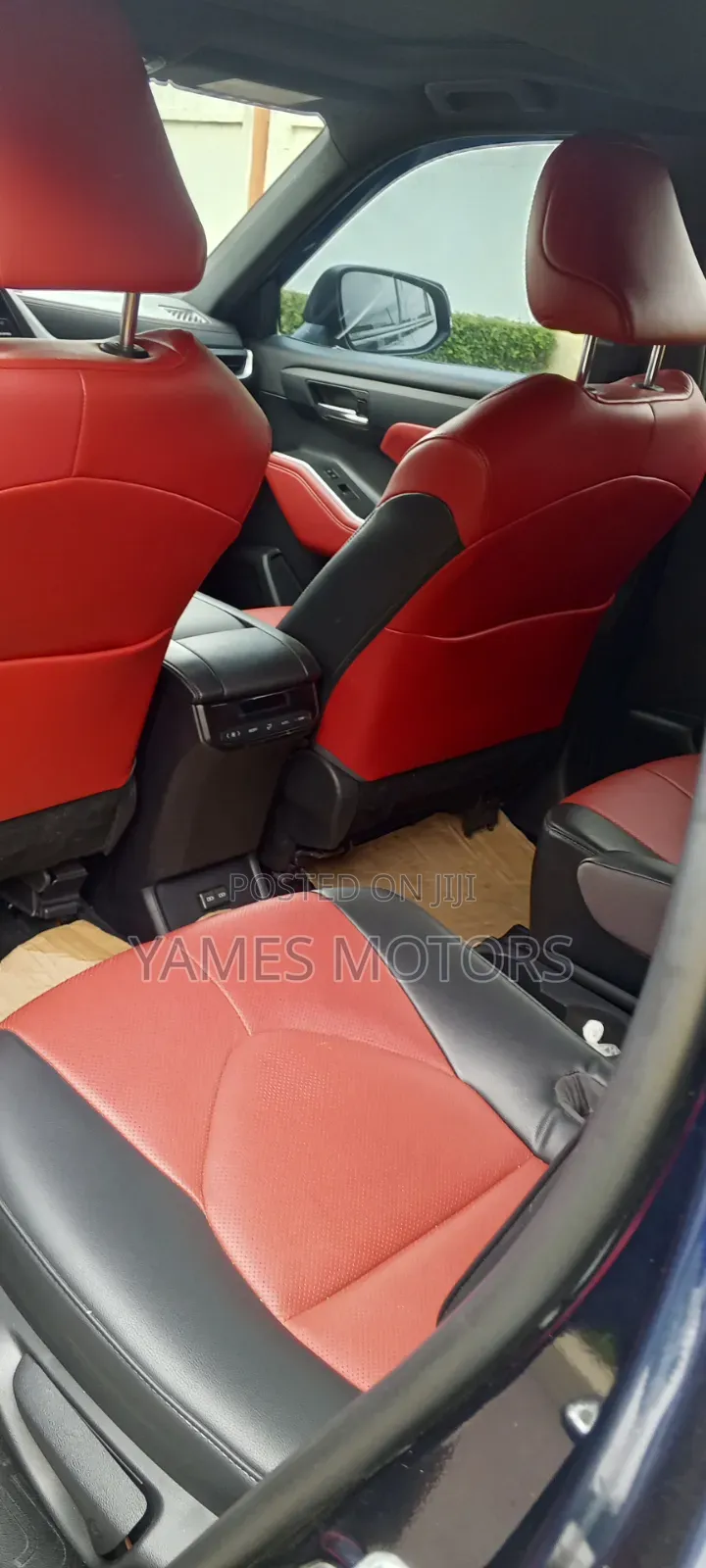 Toyota Highlander 2022 Blue