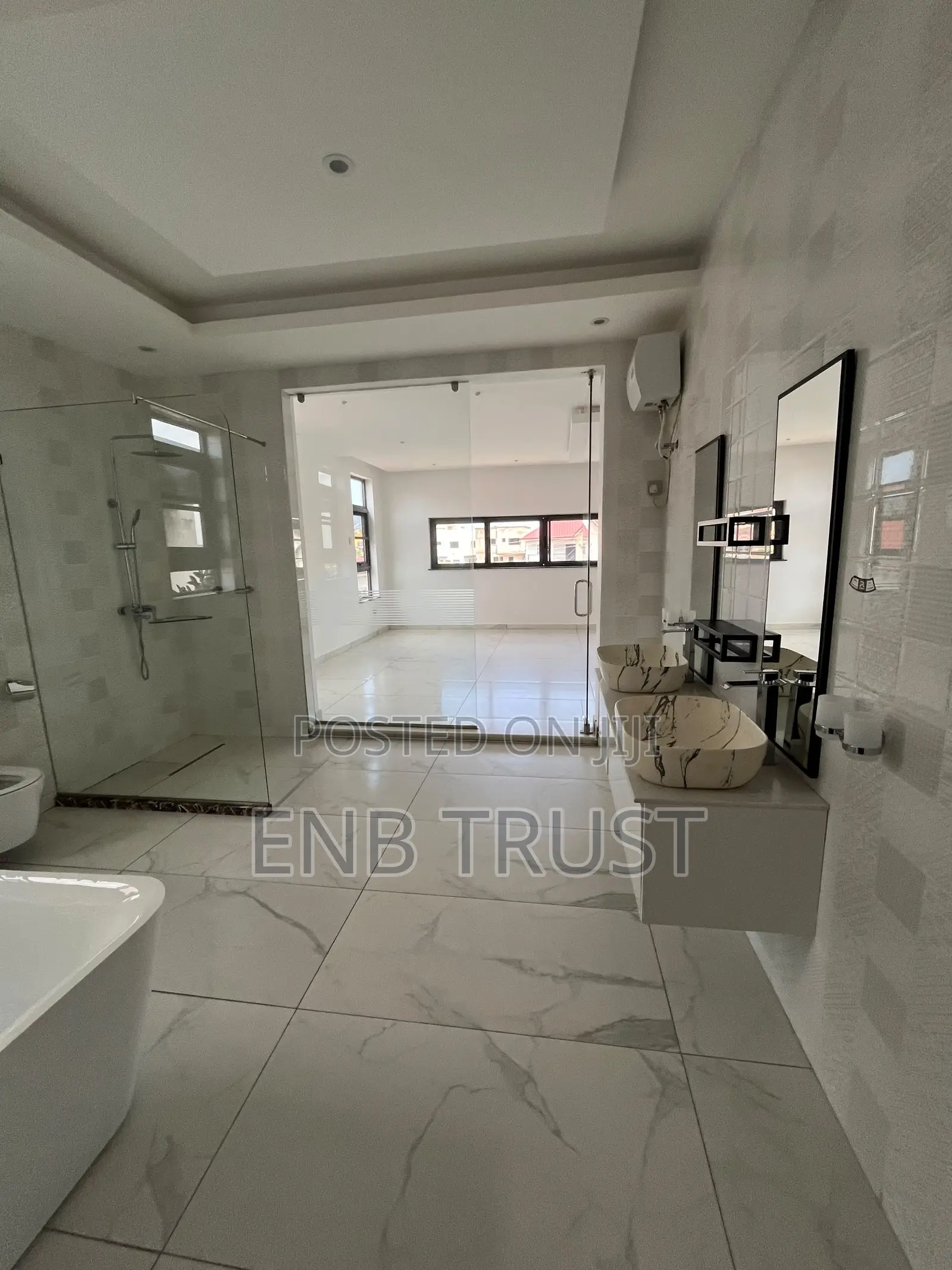 4bdrm Duplex in East Legon, A&C Mall Area for sale