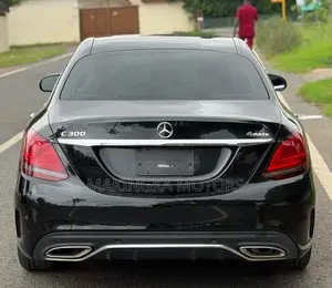 Mercedes-Benz E300 2020 Black