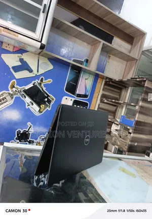 Laptop Dell 8GB Intel Core i3 HDD+SSD 500GB