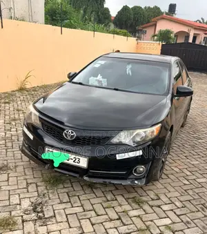 Toyota Camry 2014 Black