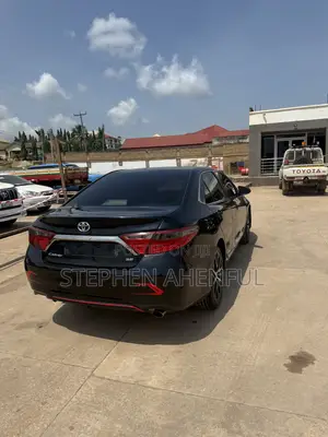 Toyota Camry 2016 Black
