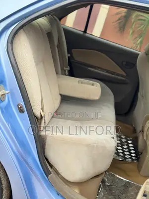 Toyota Belta 2008 Blue