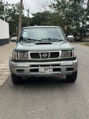 Nissan Navara 2.5 dCi 2008 Green