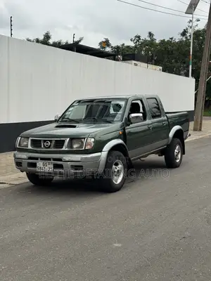 Nissan Navara 2.5 dCi 2008 Green