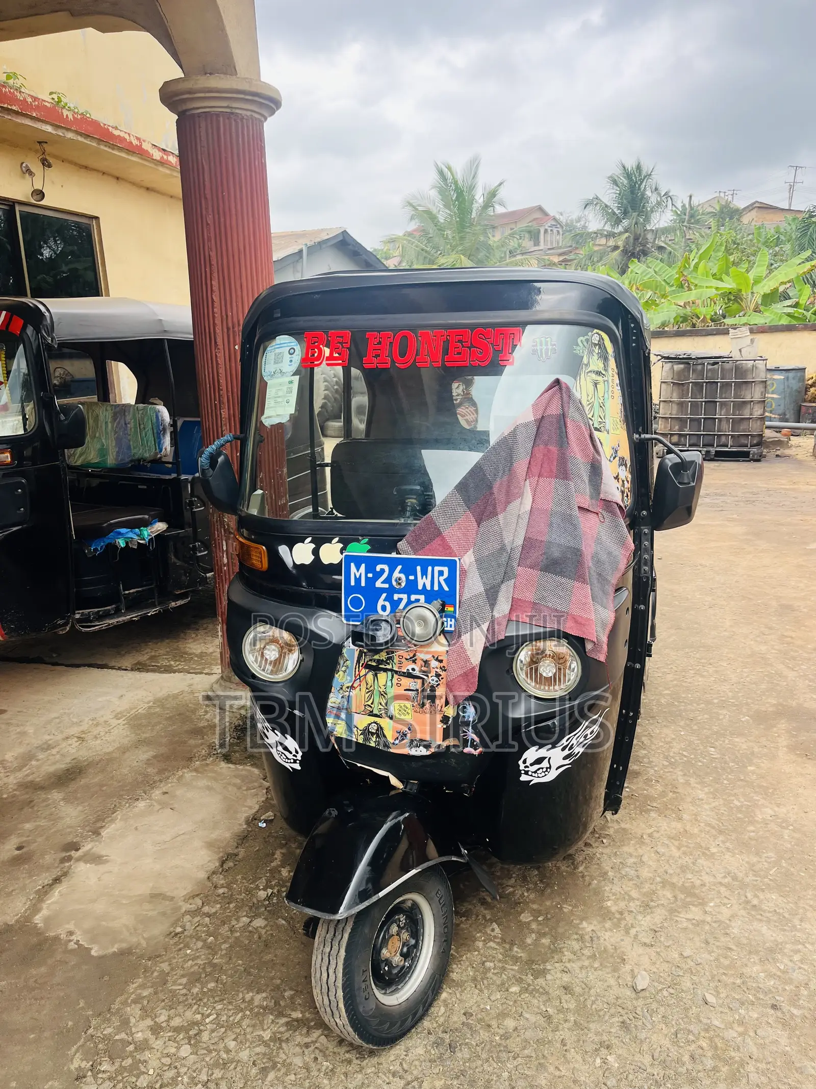 New Bajaj RE 2026 Black