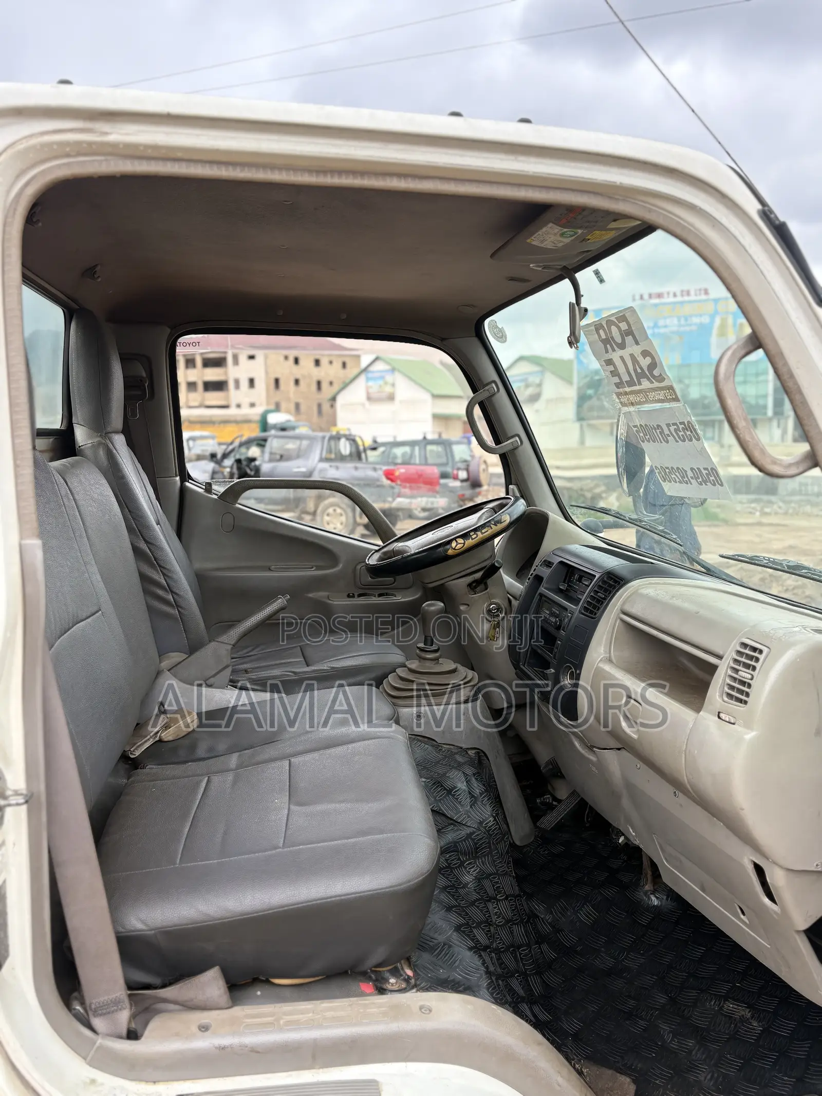Toyota Dyna 2006 White